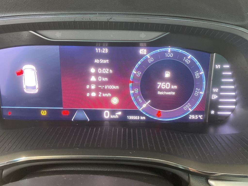 Škoda Octavia Combi - zdjęcie 3