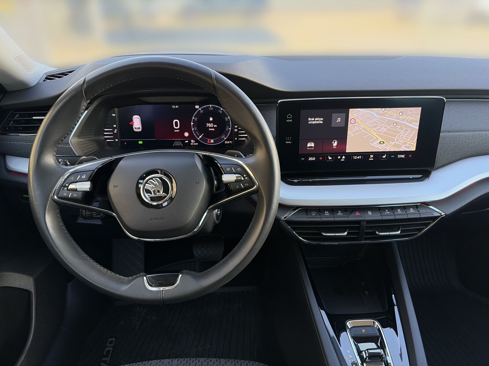 Škoda Octavia Combi - zdjęcie 13