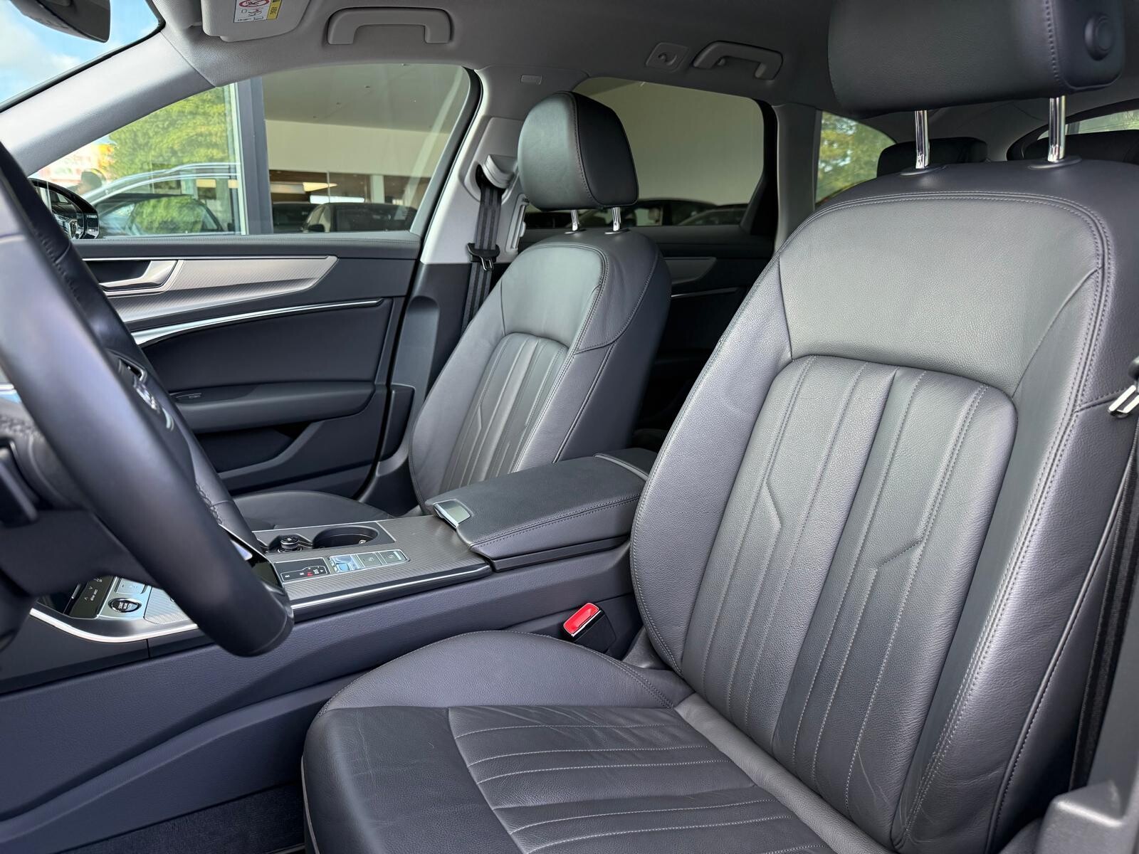 Audi A6 Avant - zdjęcie 14