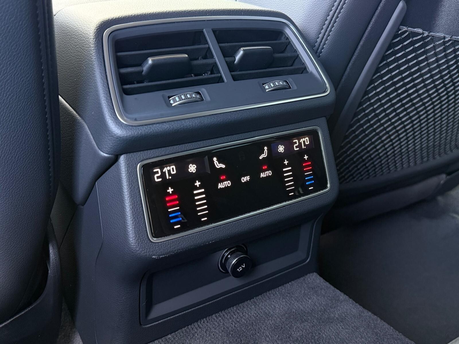 Audi A6 Avant - zdjęcie 20