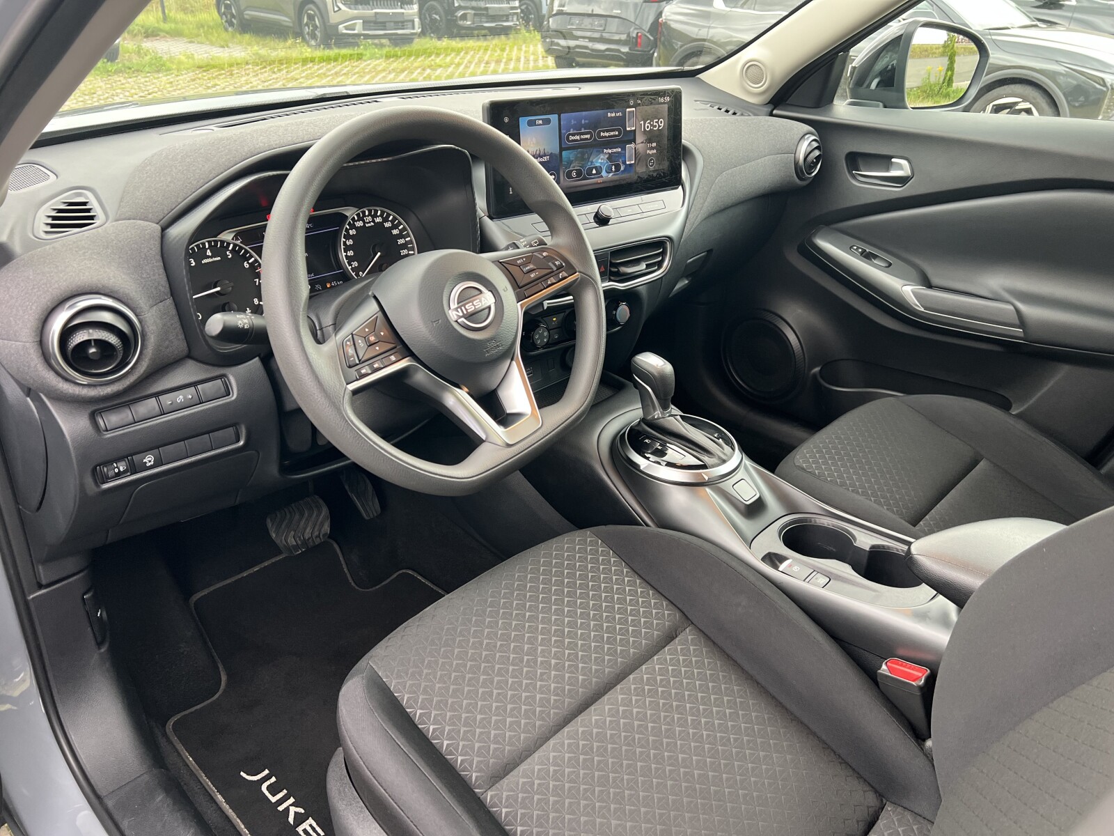 Nissan Juke - zdjęcie 9