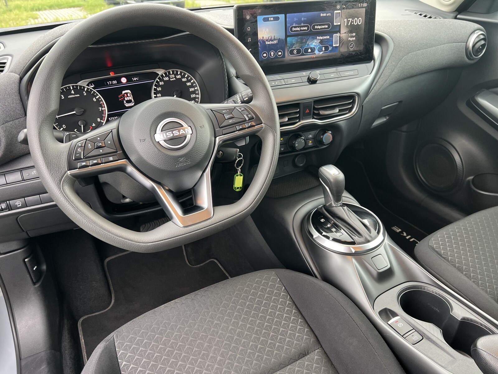 Nissan Juke - zdjęcie 22