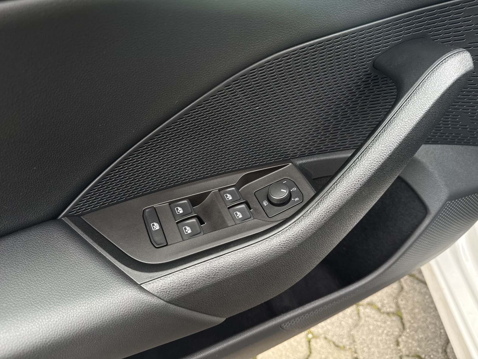 Škoda Octavia Combi - zdjęcie 9