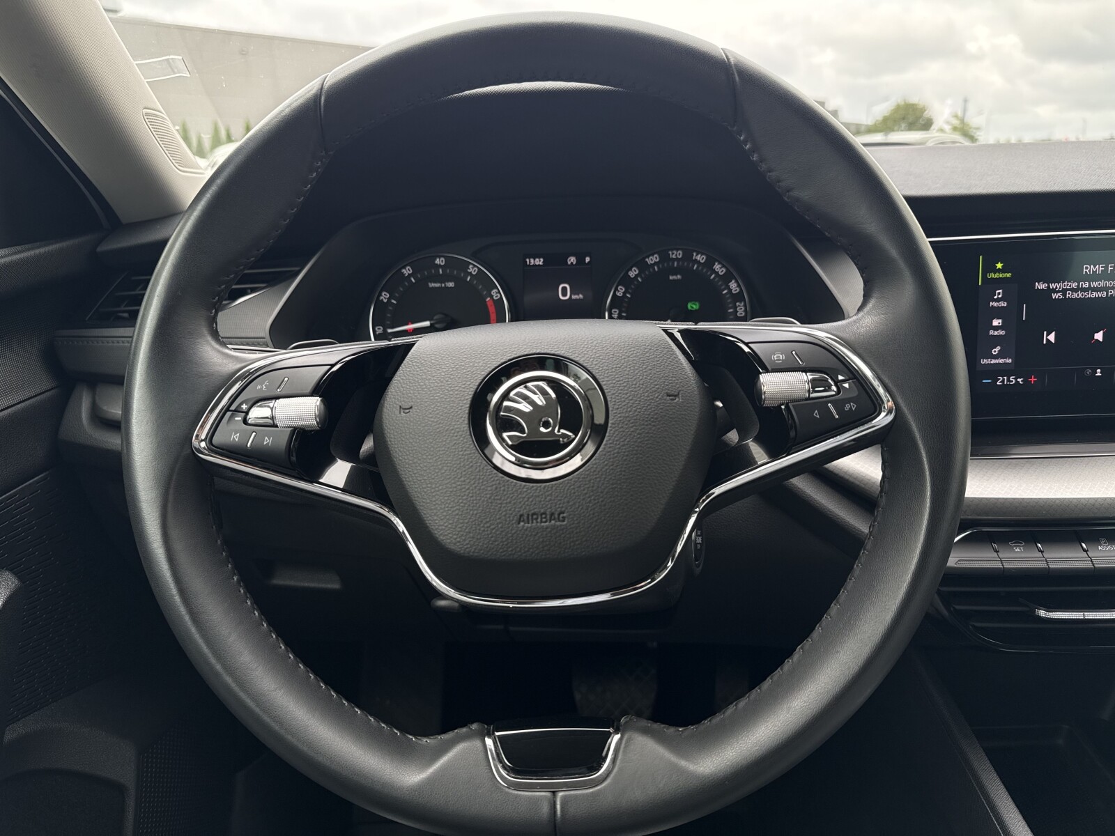 Škoda Octavia Combi - zdjęcie 15