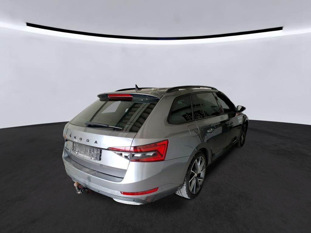 Škoda Superb Combi - zdjęcie 2