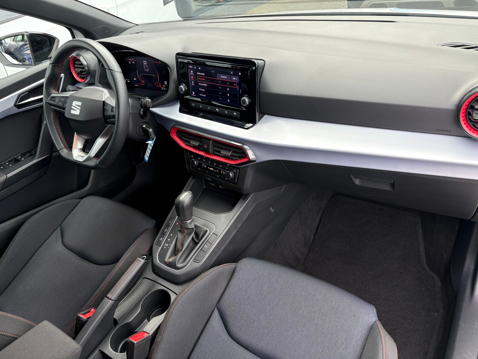 Seat Ibiza - zdjęcie 15