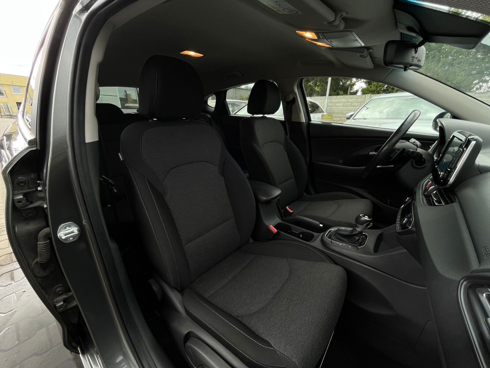 Hyundai i30 - zdjęcie 16