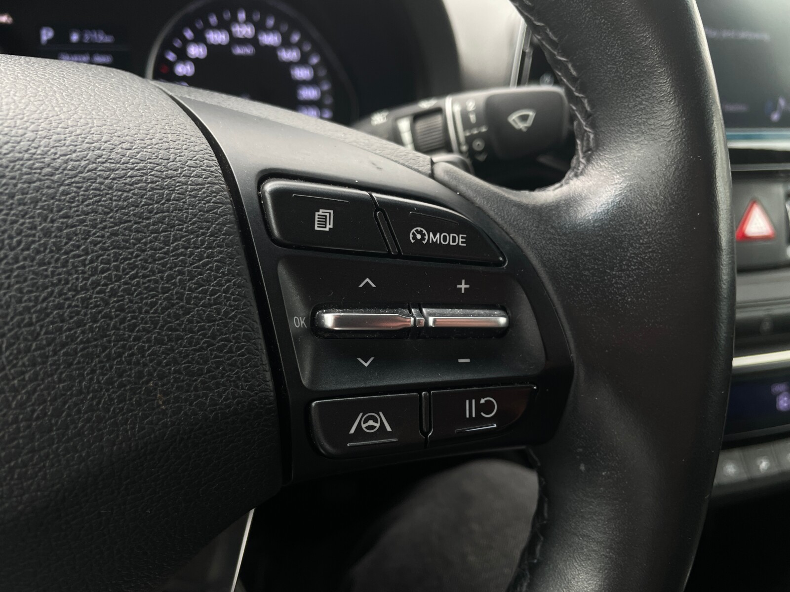 Hyundai i30 - zdjęcie 22