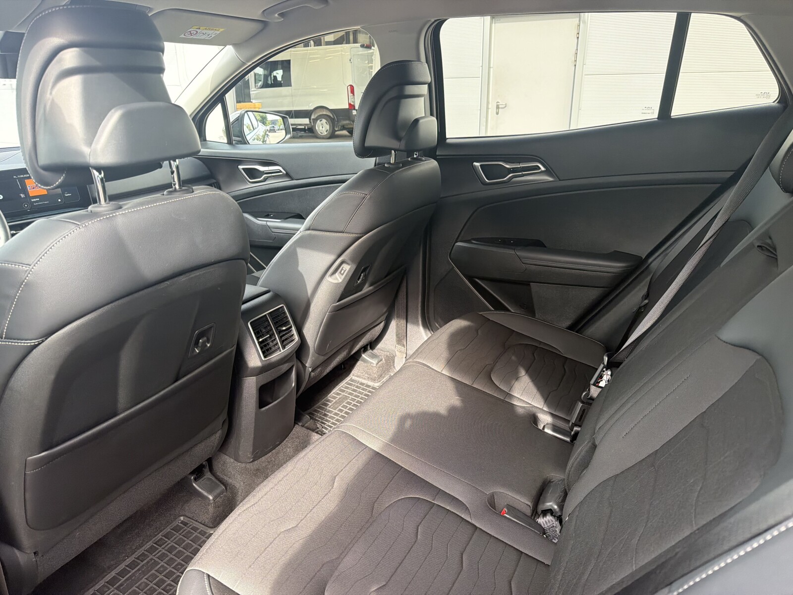 Kia Sportage - zdjęcie 12
