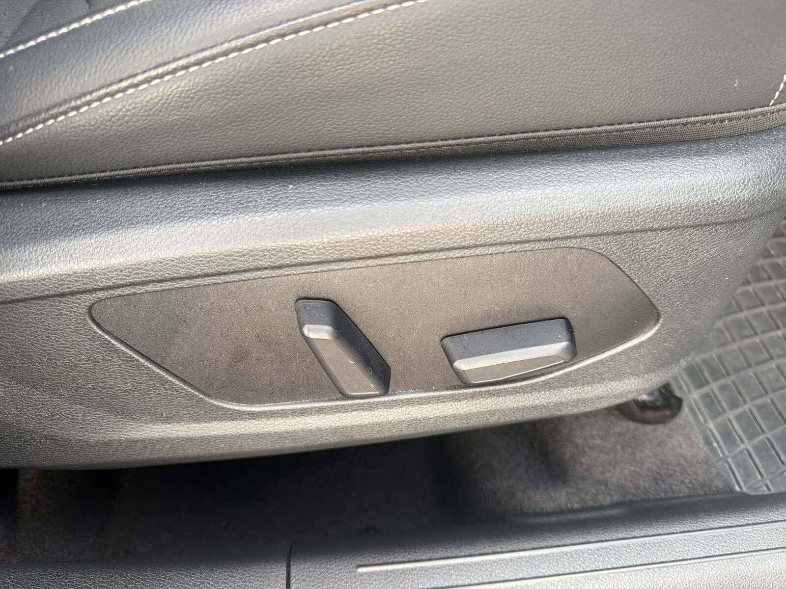Kia Sportage - zdjęcie 19
