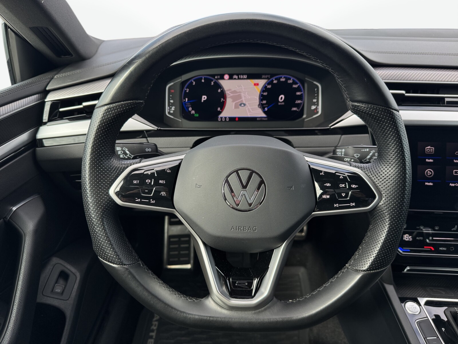 Volkswagen Arteon - zdjęcie 11