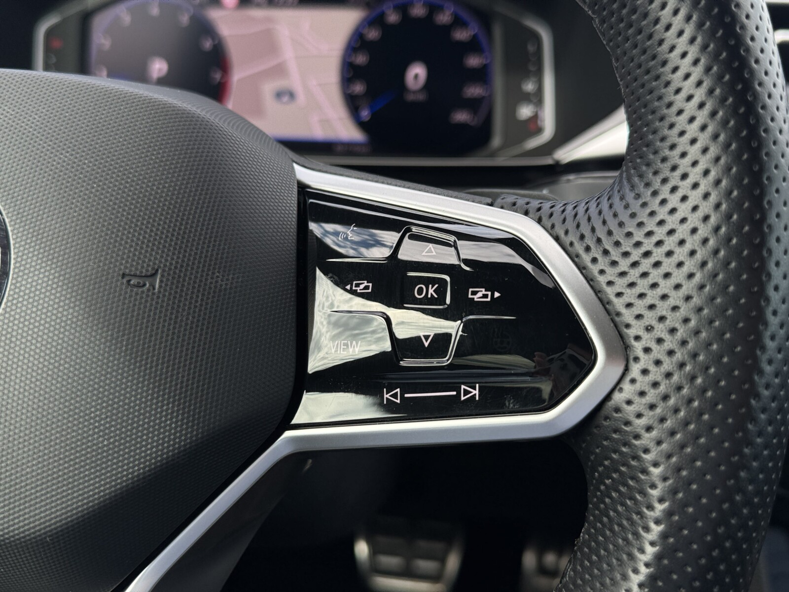 Volkswagen Arteon - zdjęcie 14