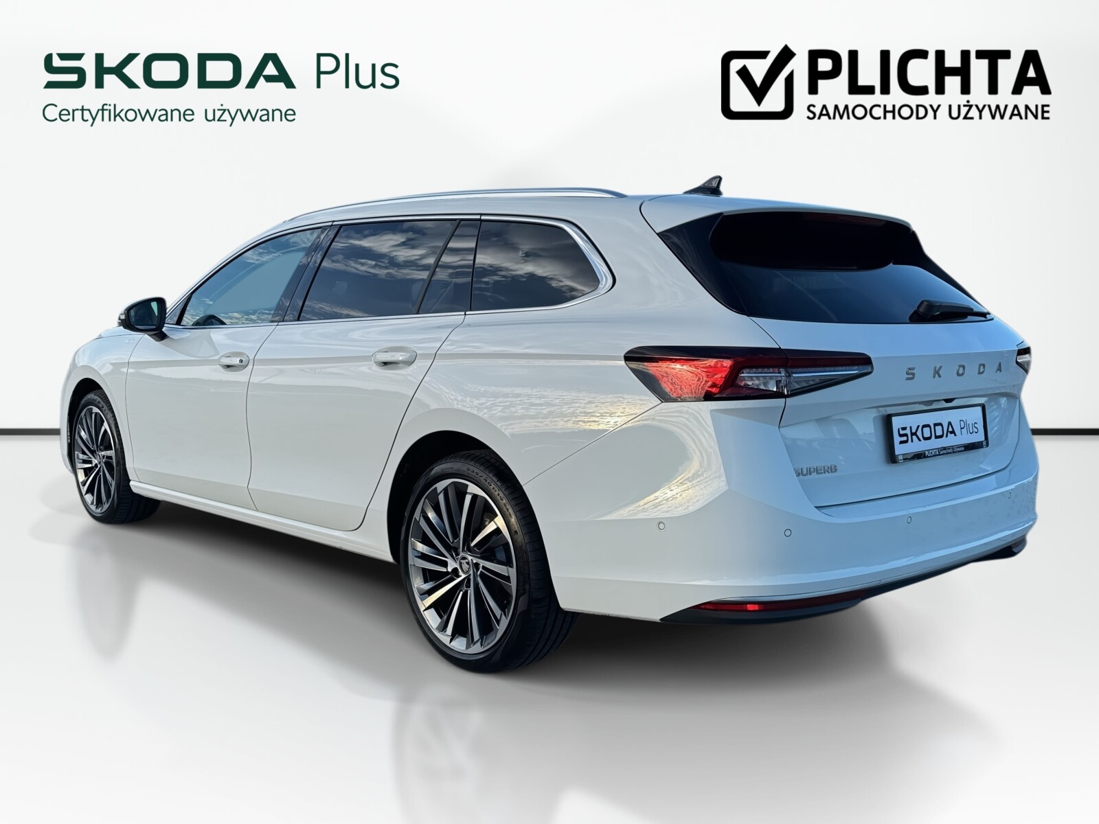 Škoda Superb Combi - zdjęcie 7