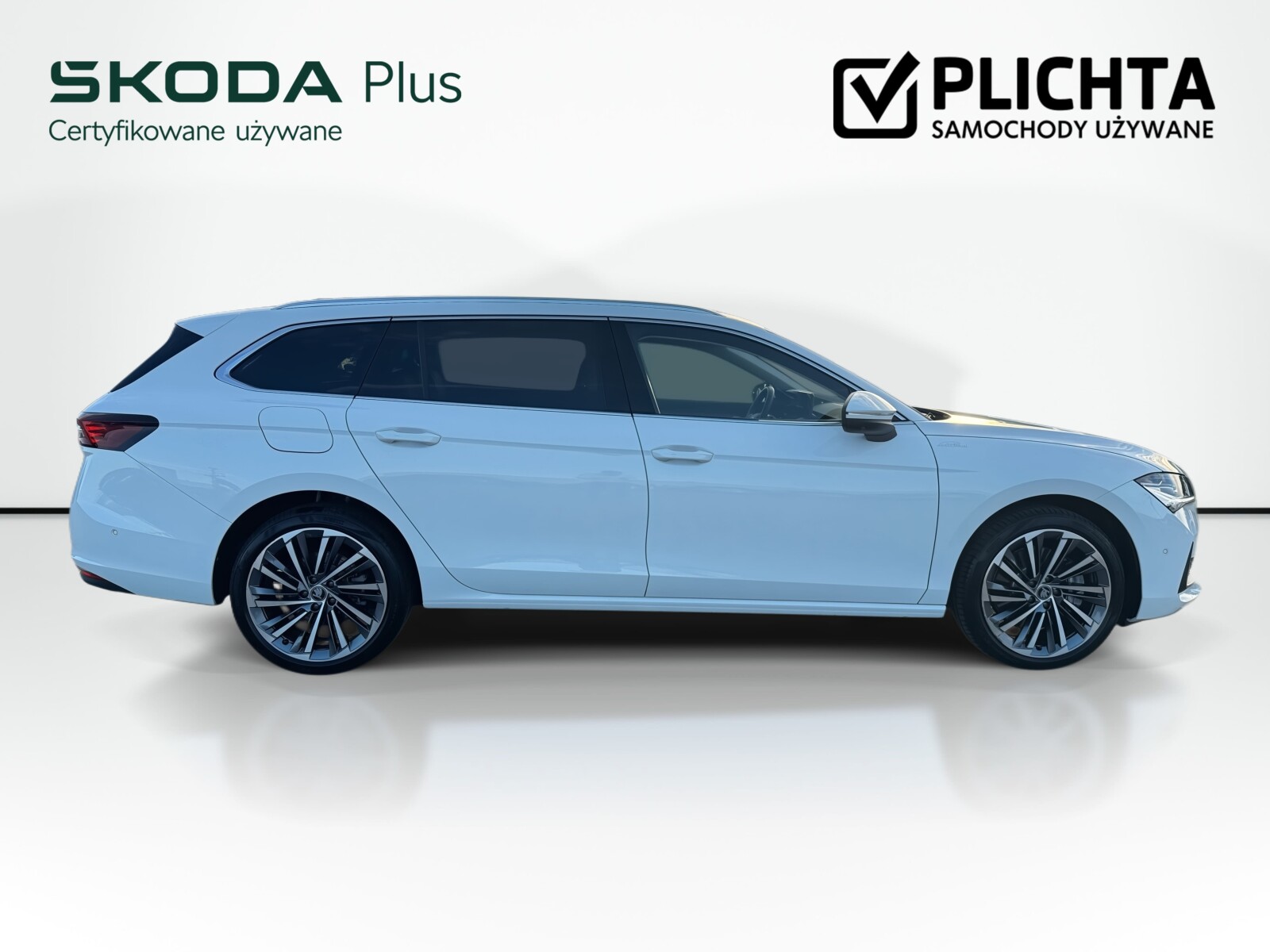 Škoda Superb Combi - zdjęcie 4