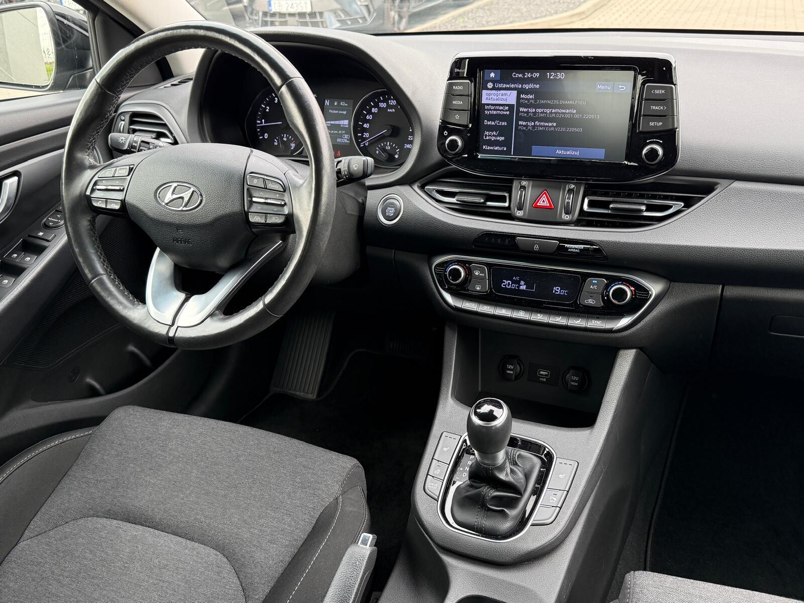 Hyundai i30 - zdjęcie 12
