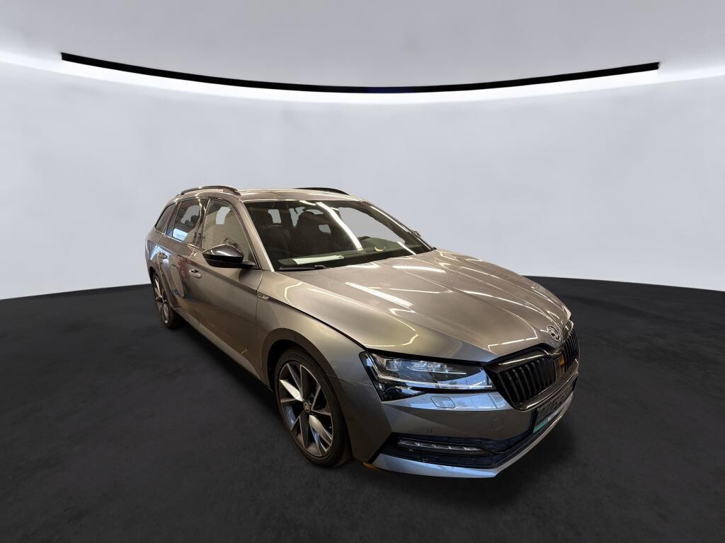 Škoda Superb Combi - zdjęcie 2