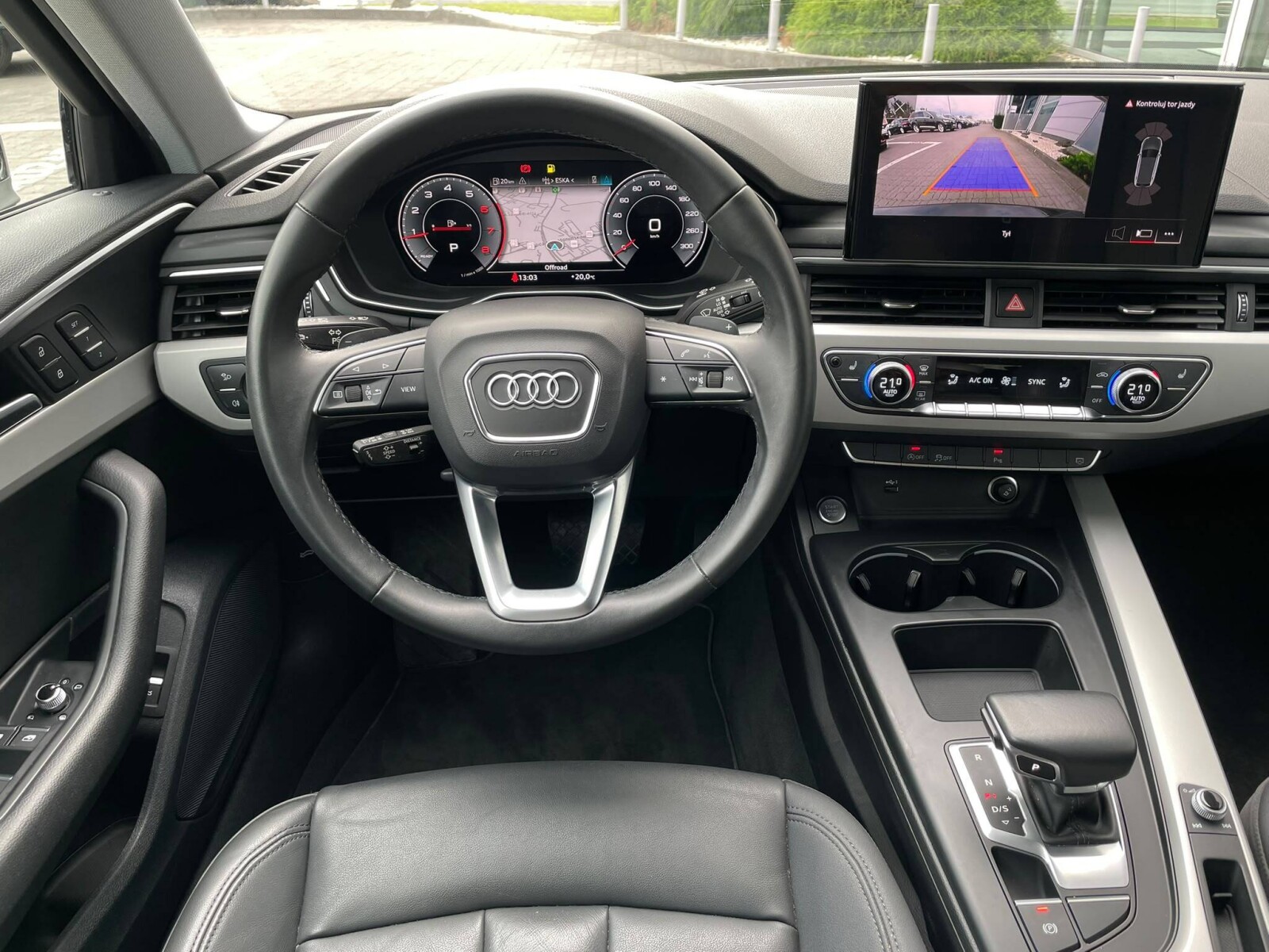 Audi A4 Avant - zdjęcie 16