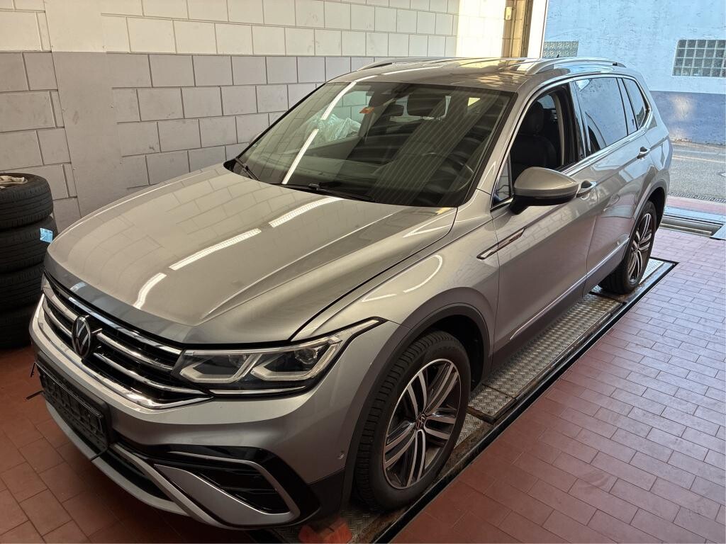 Volkswagen Tiguan Allspace - zdjęcie 1