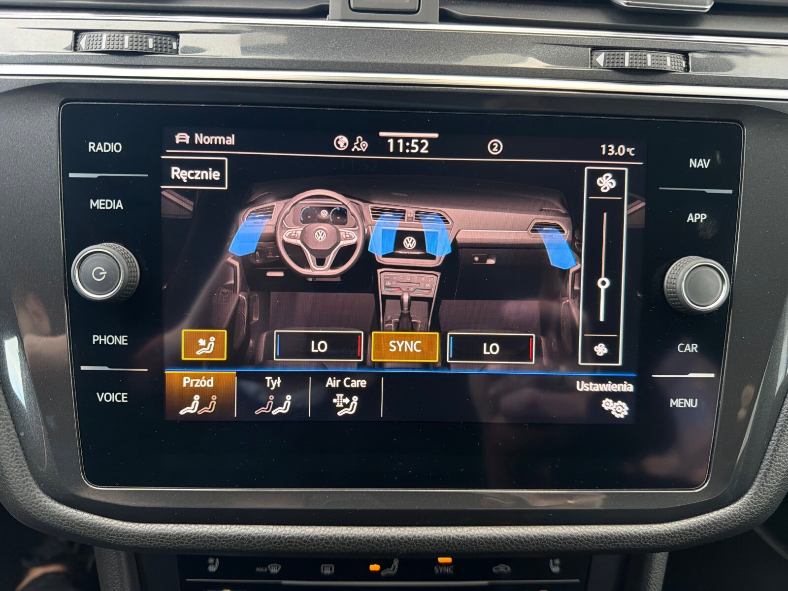 Volkswagen Tiguan Allspace - zdjęcie 34
