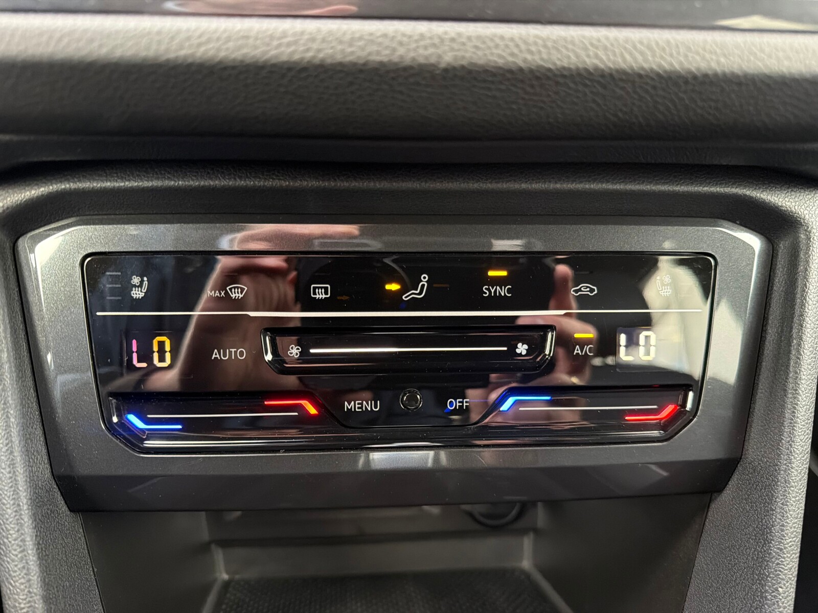 Volkswagen Tiguan Allspace - zdjęcie 24