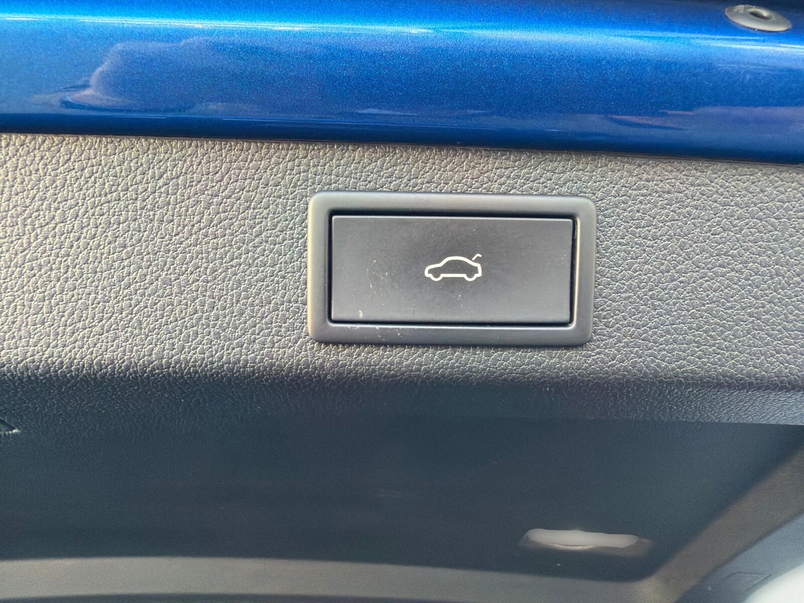 Škoda Superb Combi - zdjęcie 37