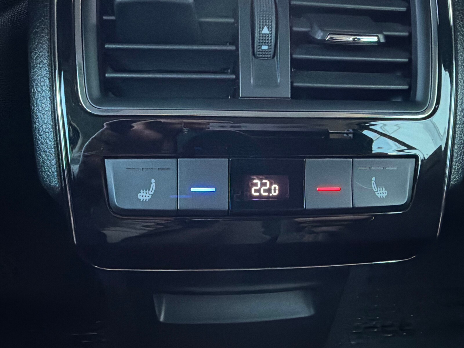 Škoda Superb Combi - zdjęcie 19
