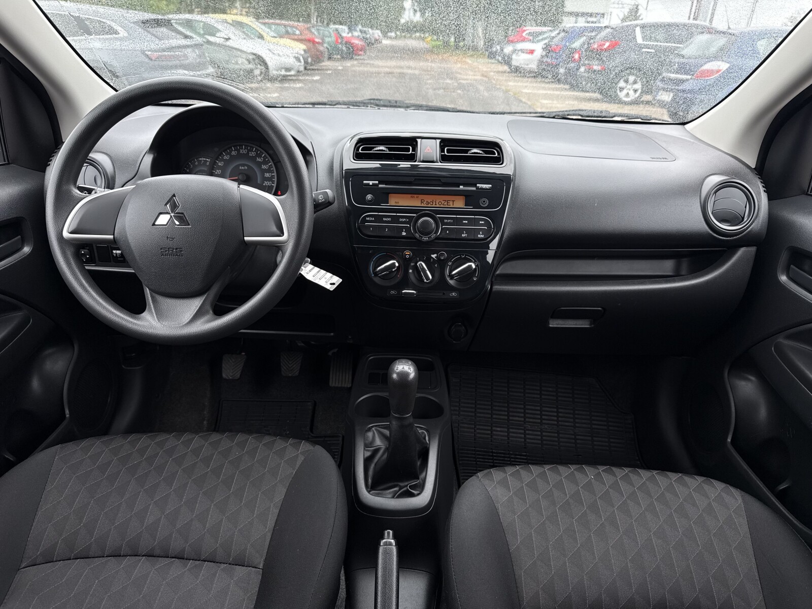 Mitsubishi Space Star - zdjęcie 9