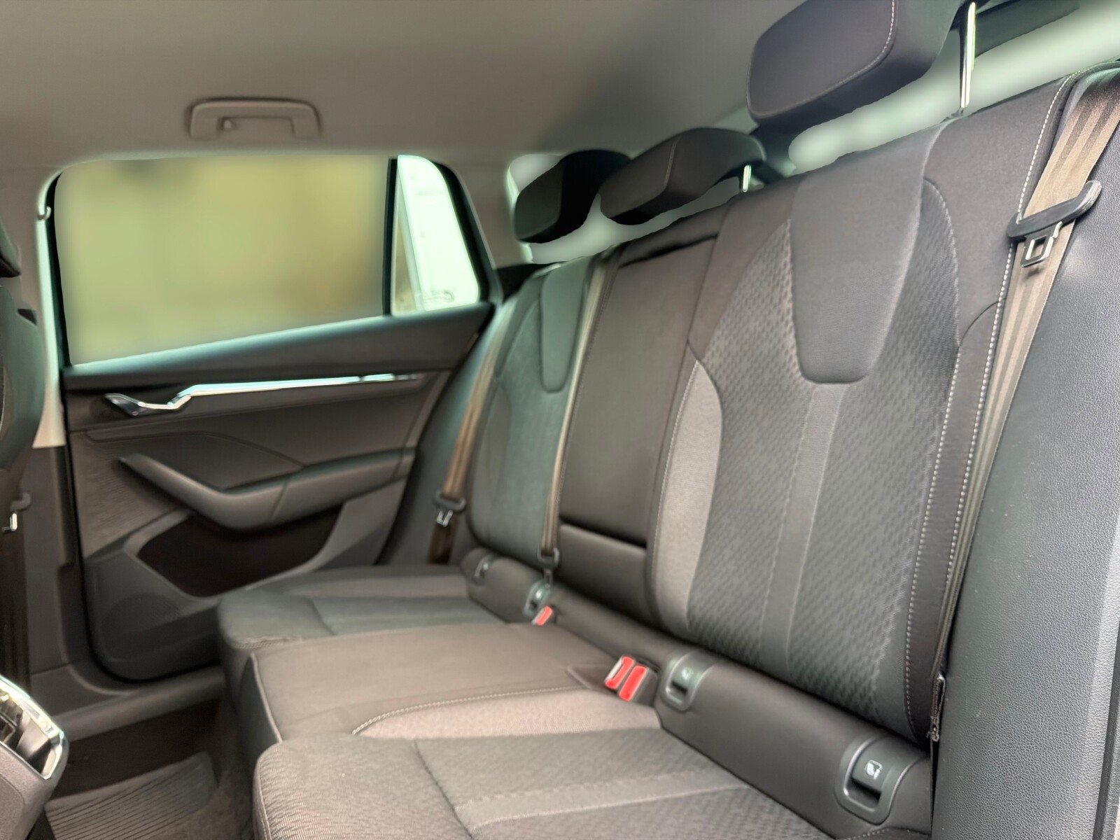 Škoda Octavia Combi - zdjęcie 12