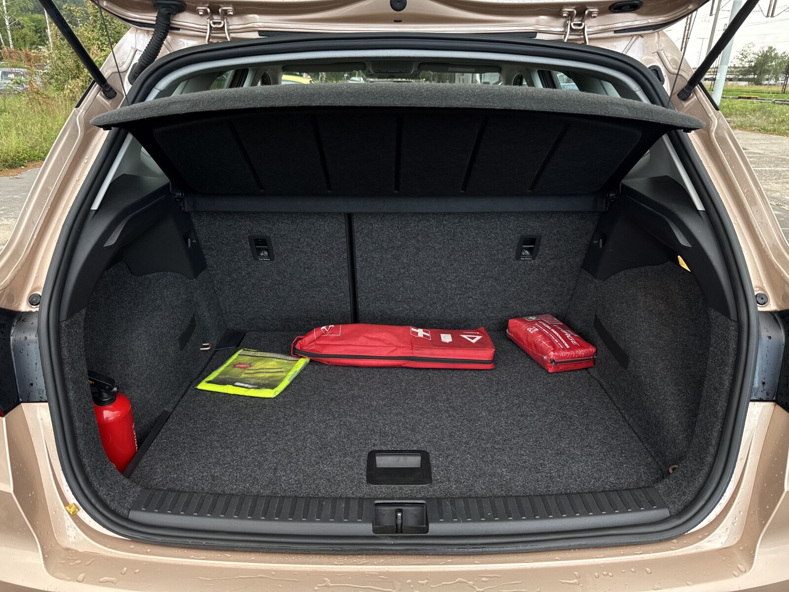 Seat Arona - zdjęcie 35