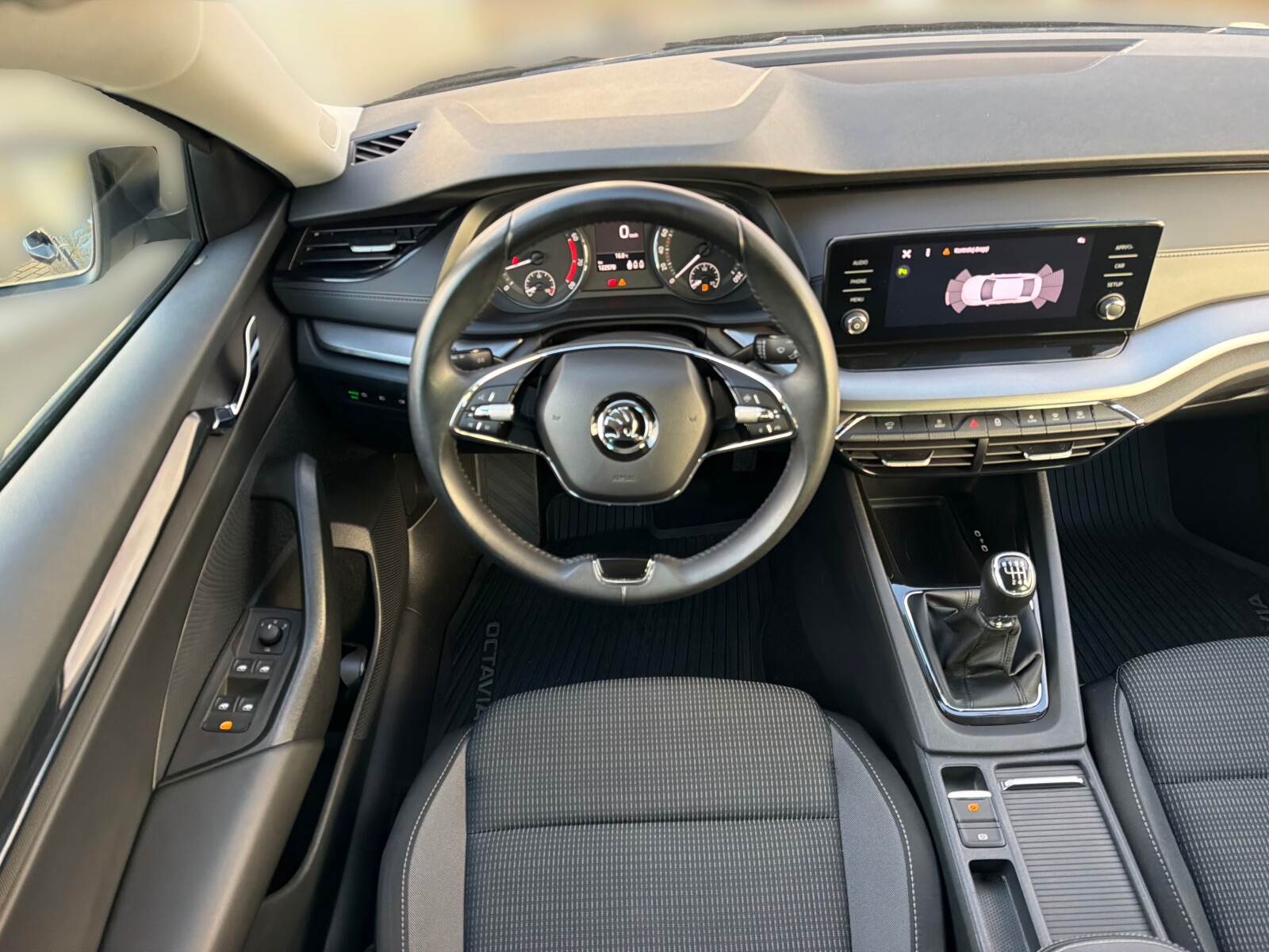 Škoda Octavia - zdjęcie 18