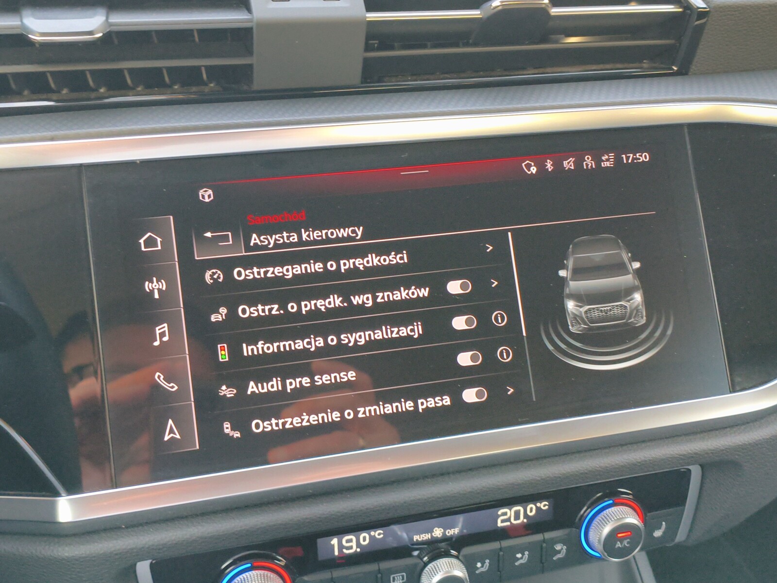 Audi Q3 Sportback - zdjęcie 27