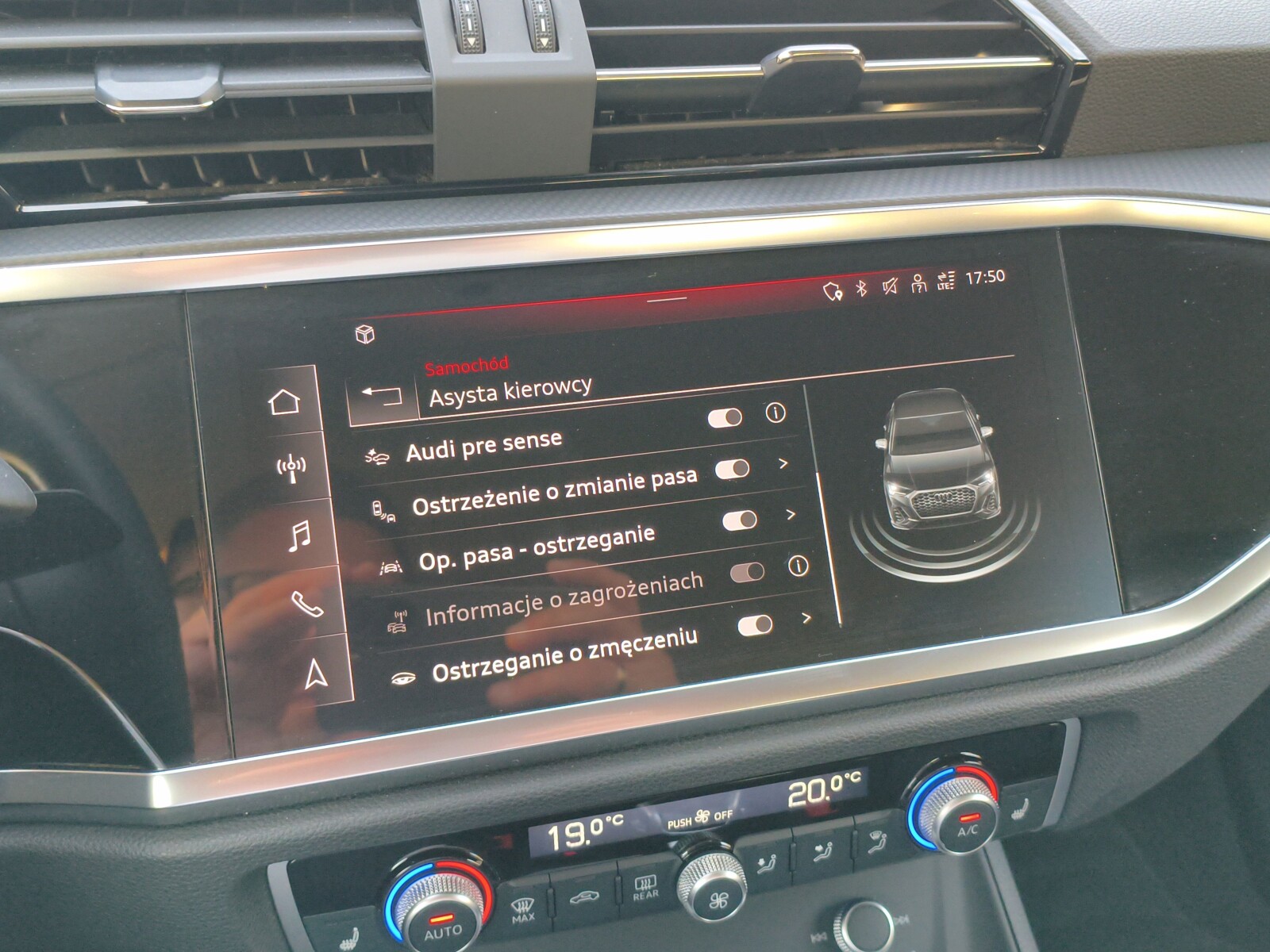 Audi Q3 Sportback - zdjęcie 28