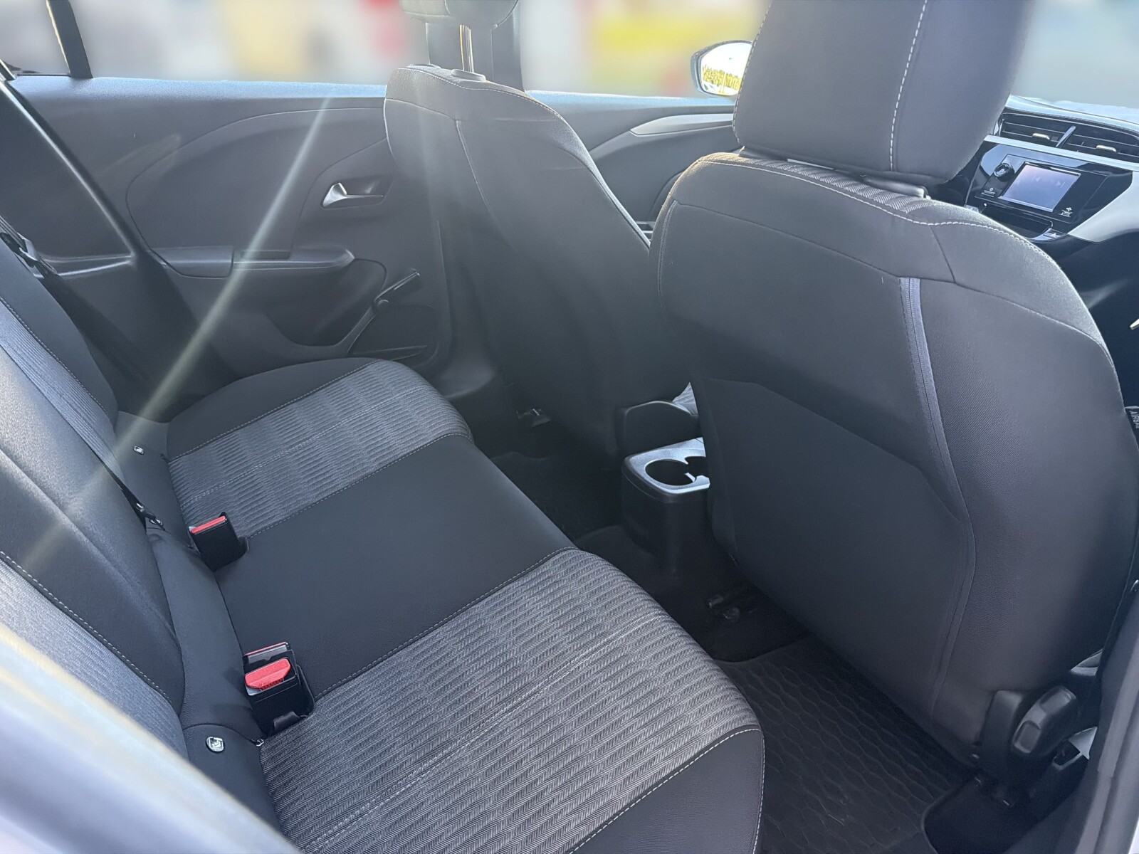 Opel Corsa - zdjęcie 14