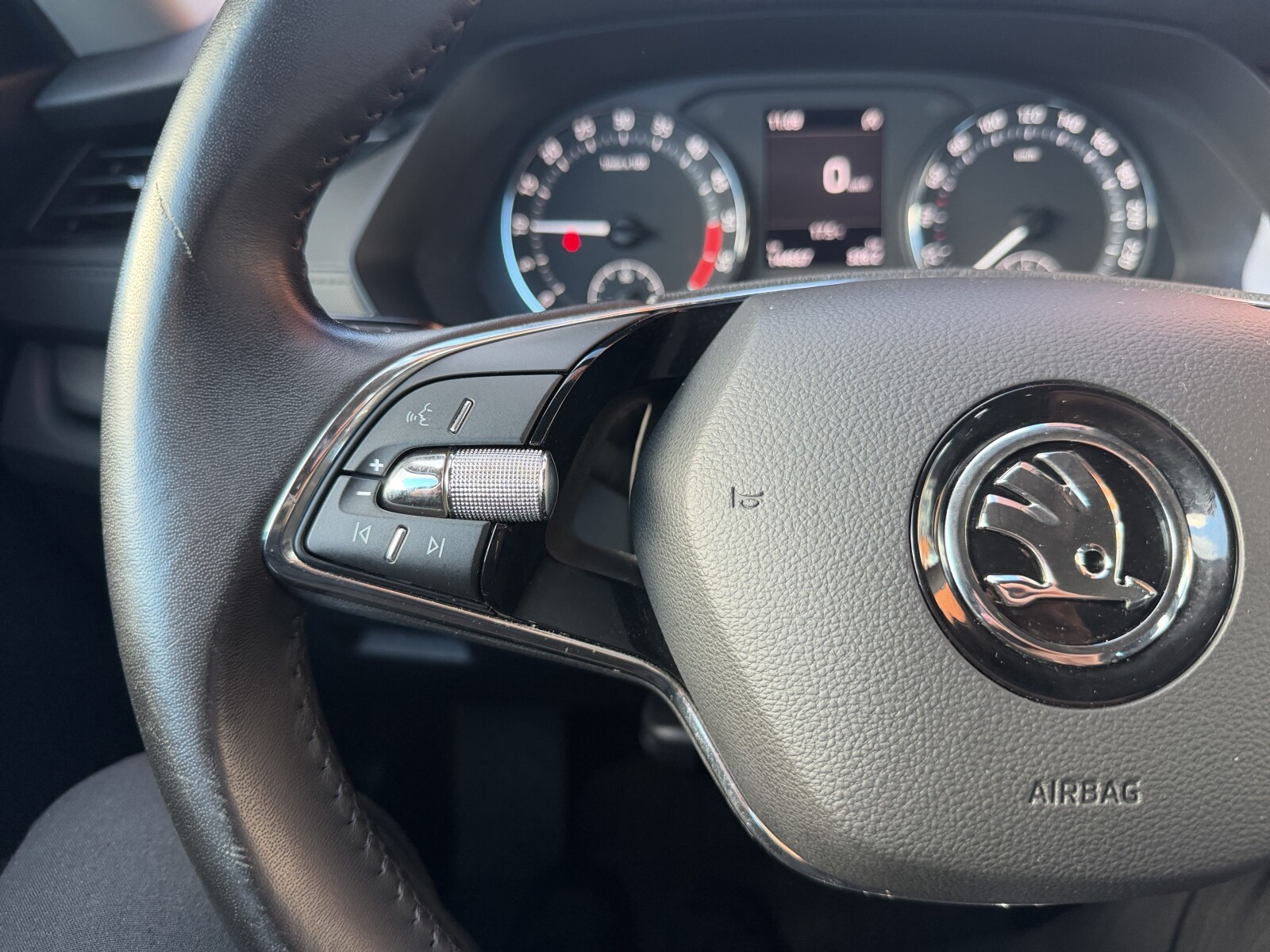 Škoda Octavia - zdjęcie 15