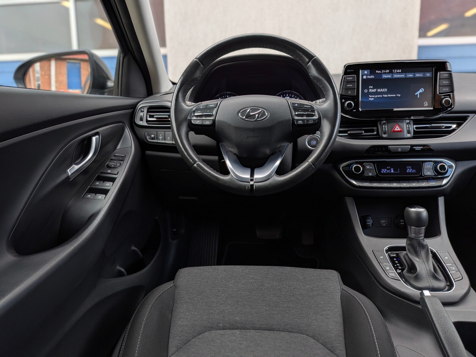 Hyundai i30 - zdjęcie 19