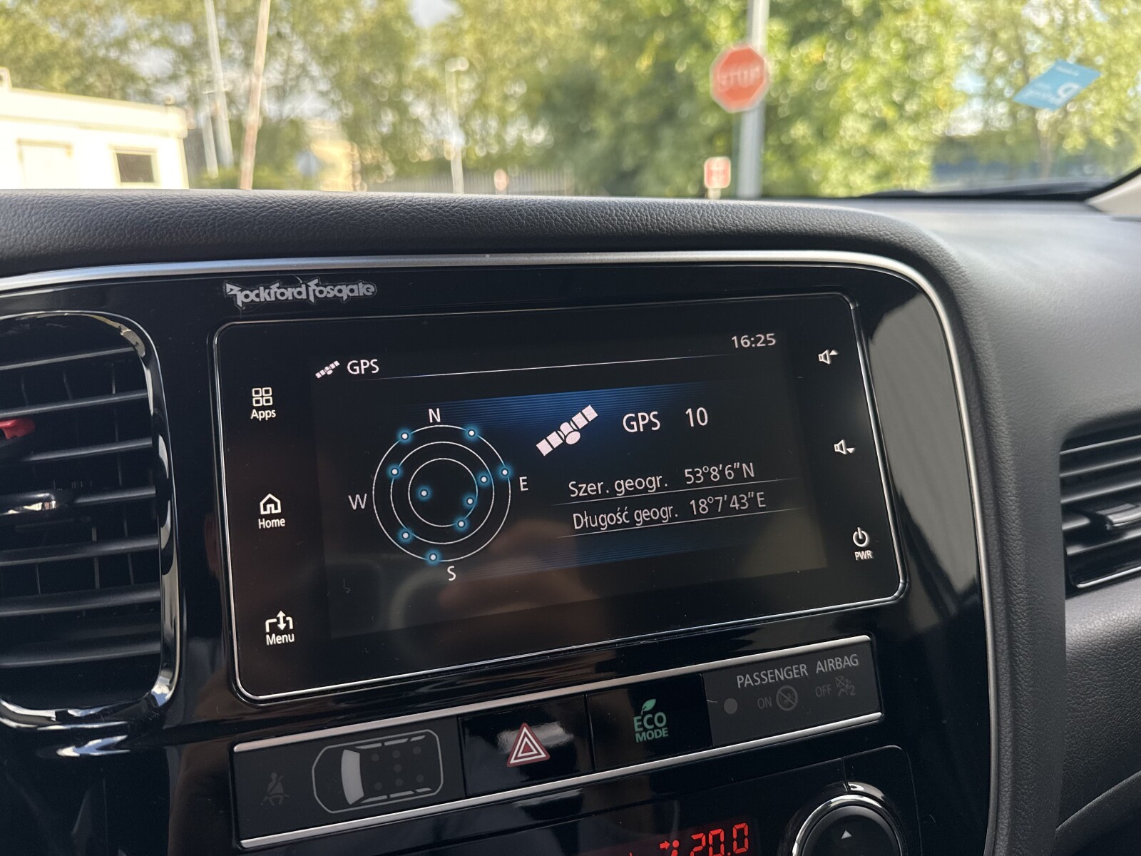 Mitsubishi Outlander - zdjęcie 30