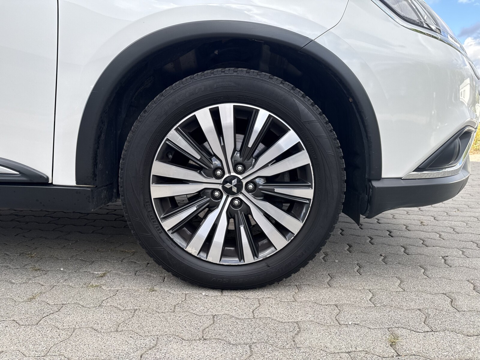 Mitsubishi Outlander - zdjęcie 36