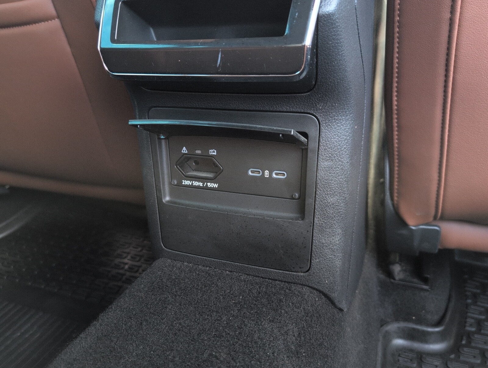 Škoda Superb Combi - zdjęcie 15