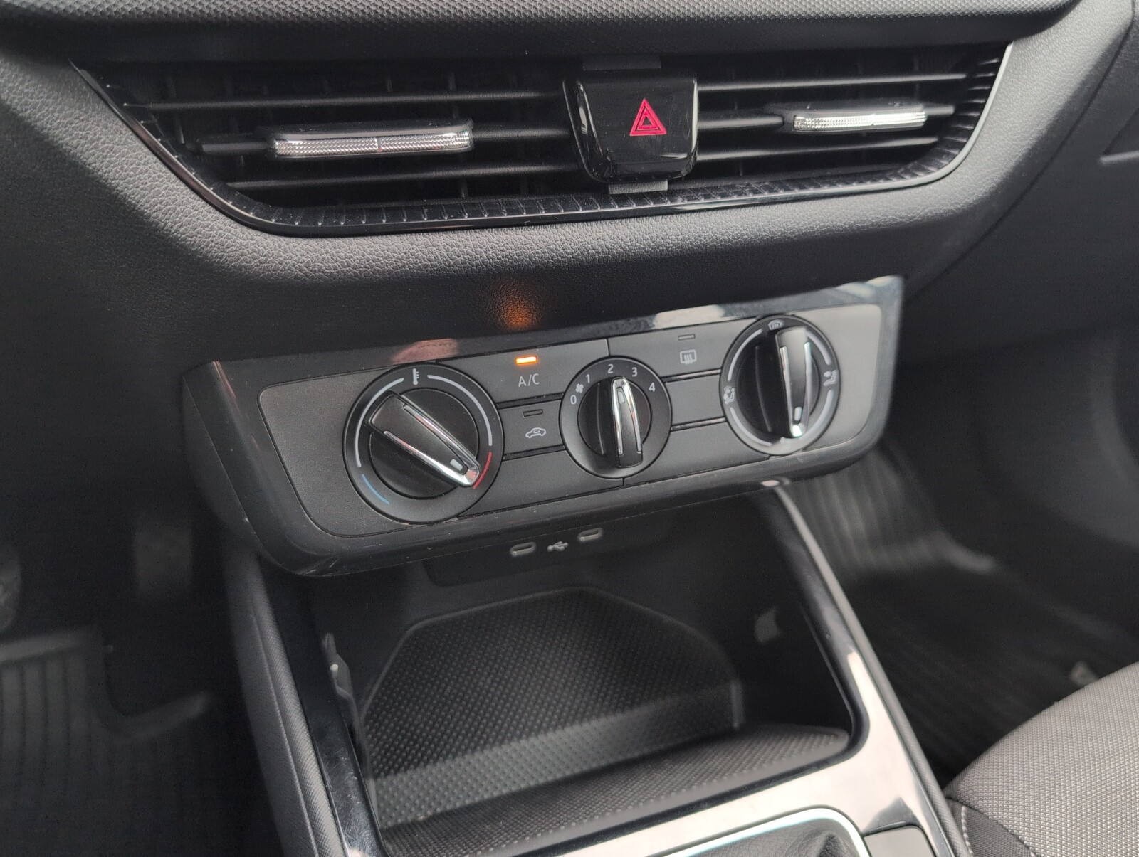 Škoda Fabia - zdjęcie 25