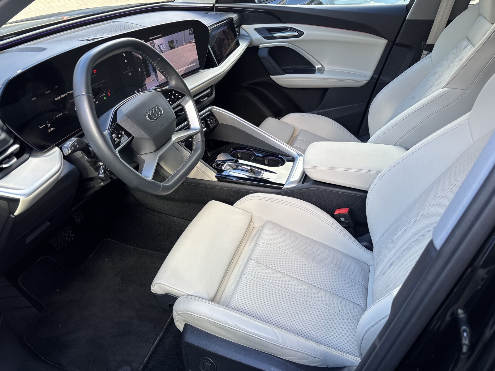 Audi Q5 - zdjęcie 15