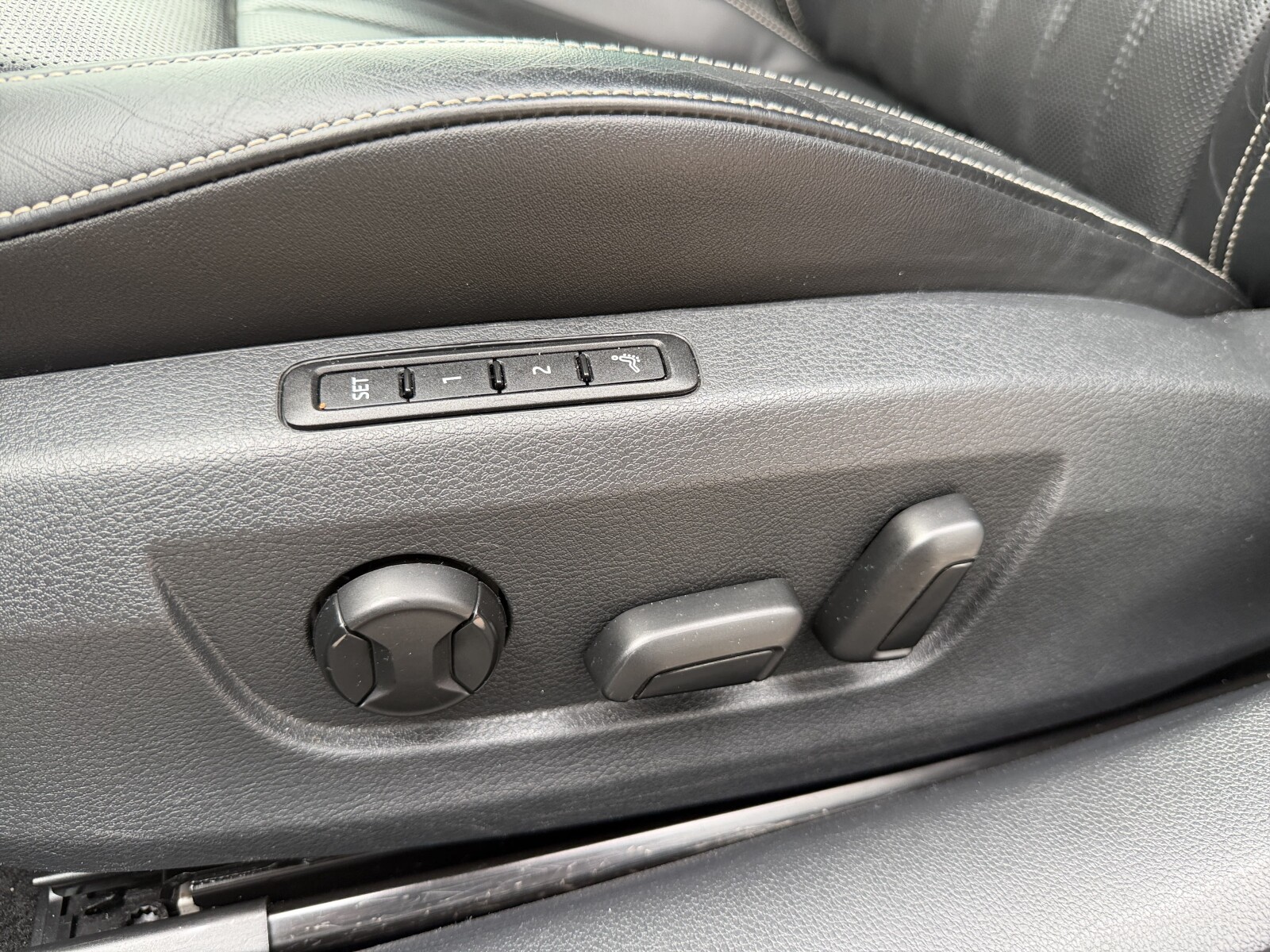 Škoda Superb Combi - zdjęcie 13
