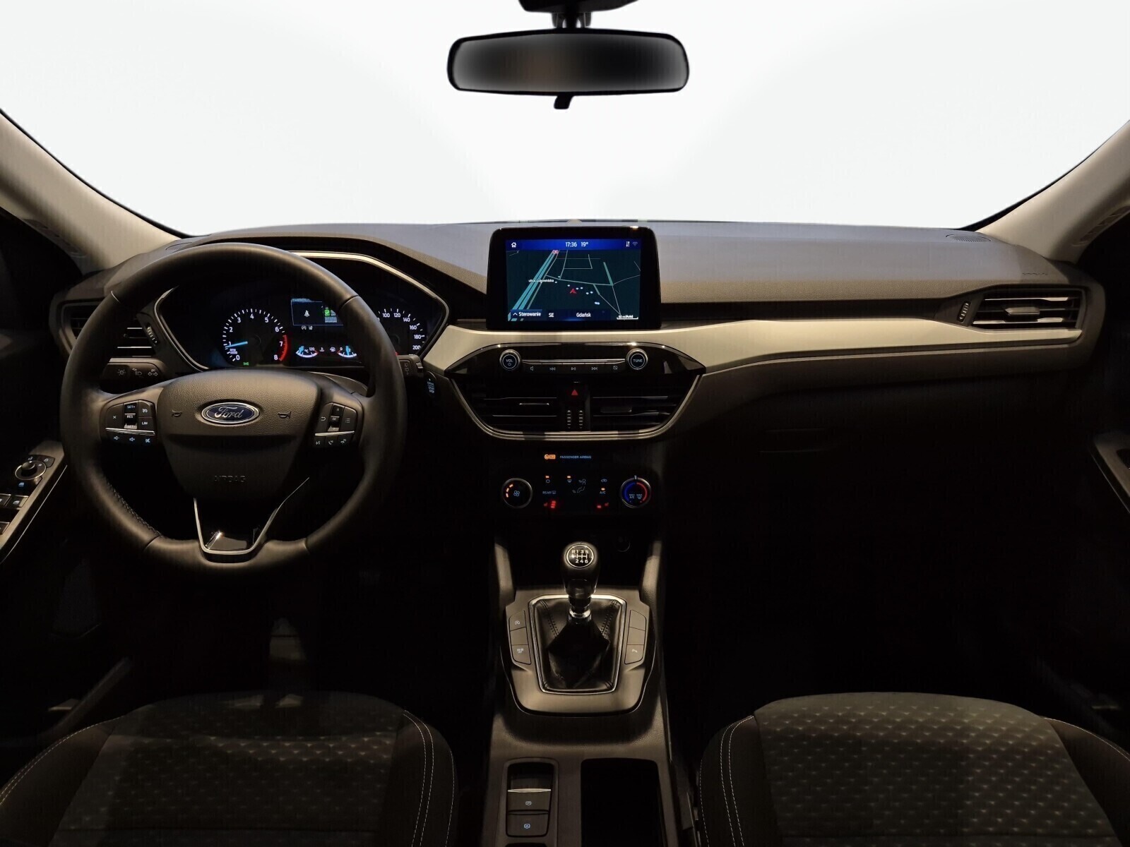 Ford Kuga - zdjęcie 12