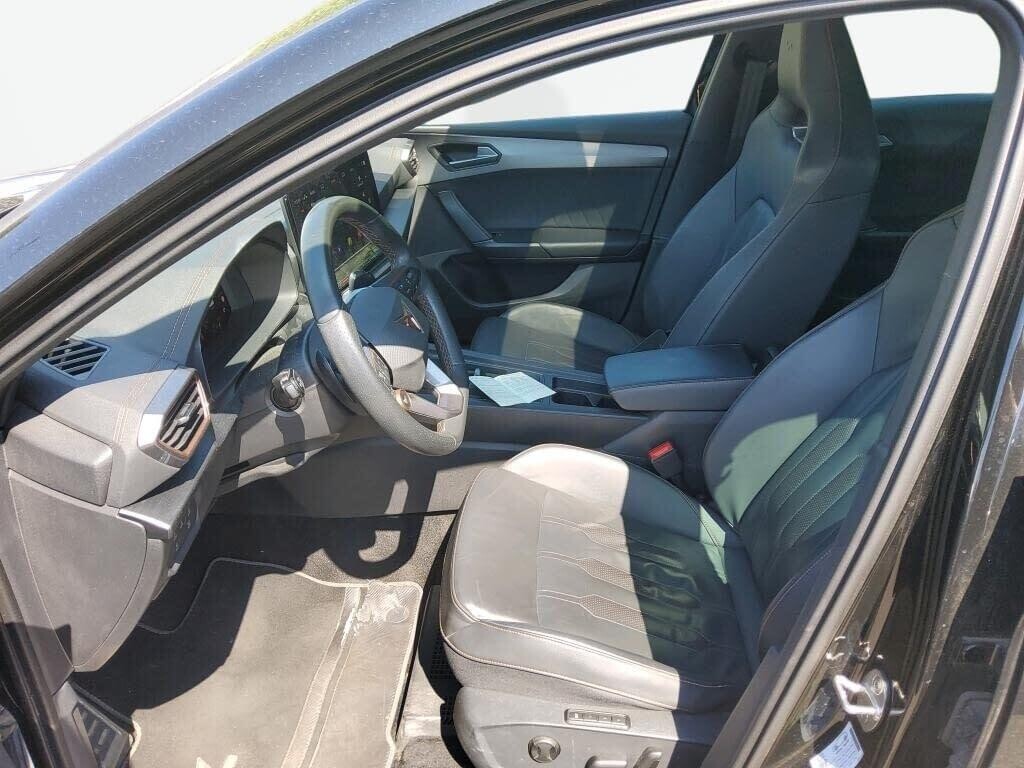 Cupra Leon Sportstourer - zdjęcie 3
