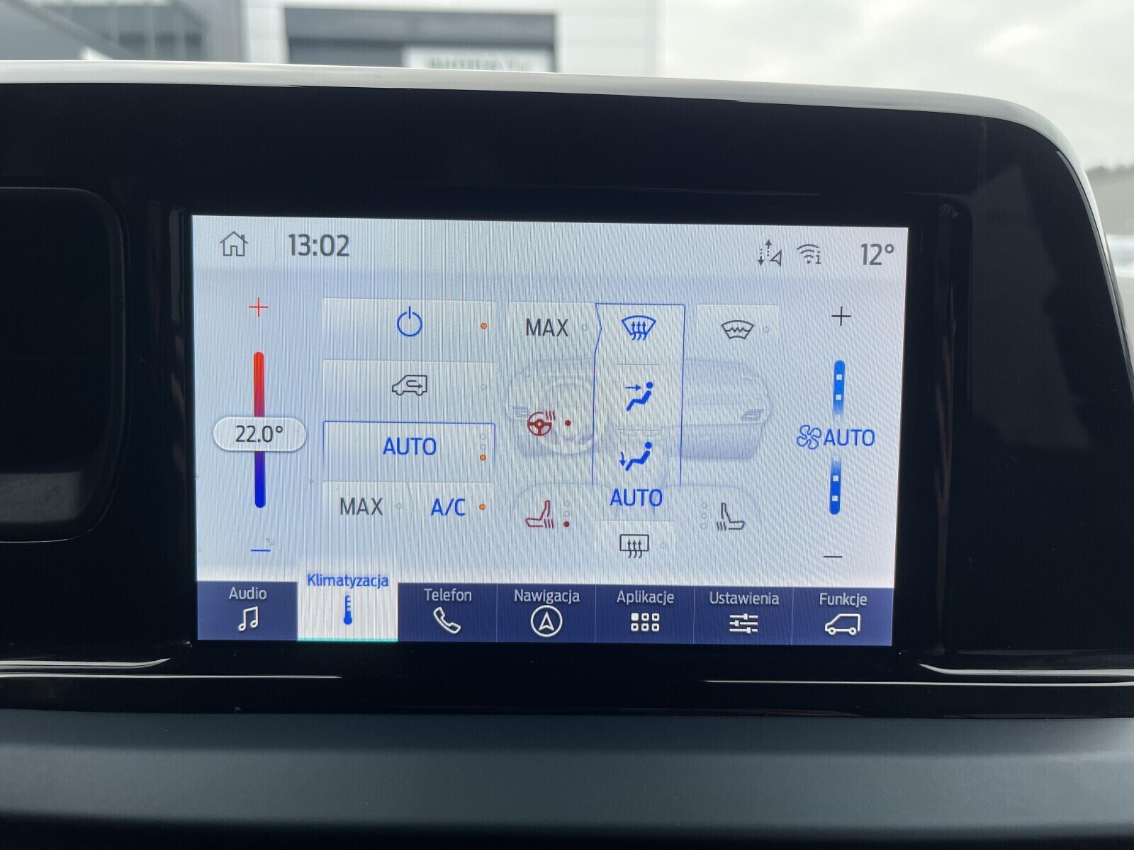 Ford Tourneo Courier - zdjęcie 22