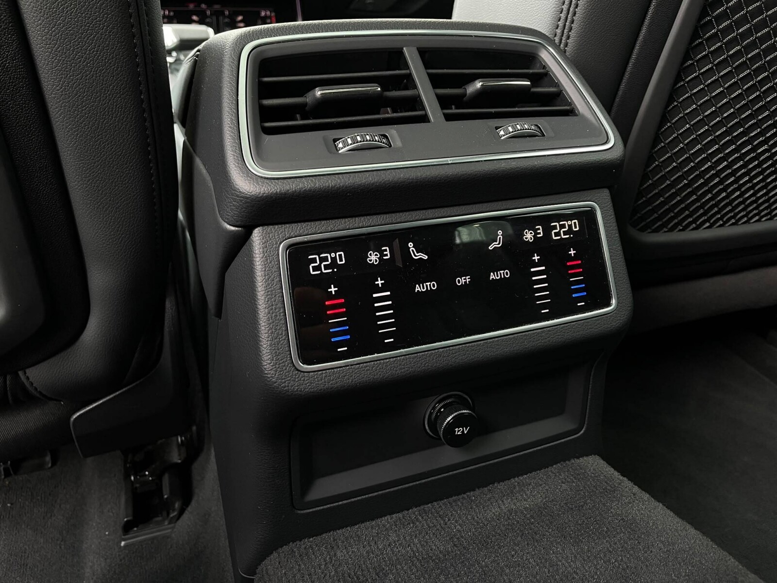 Audi A6 Avant - zdjęcie 13