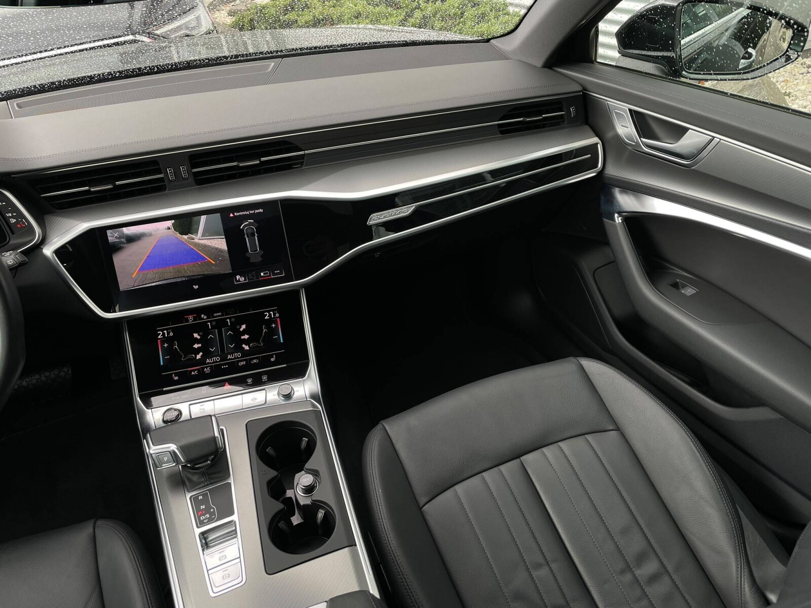 Audi A6 Avant - zdjęcie 17