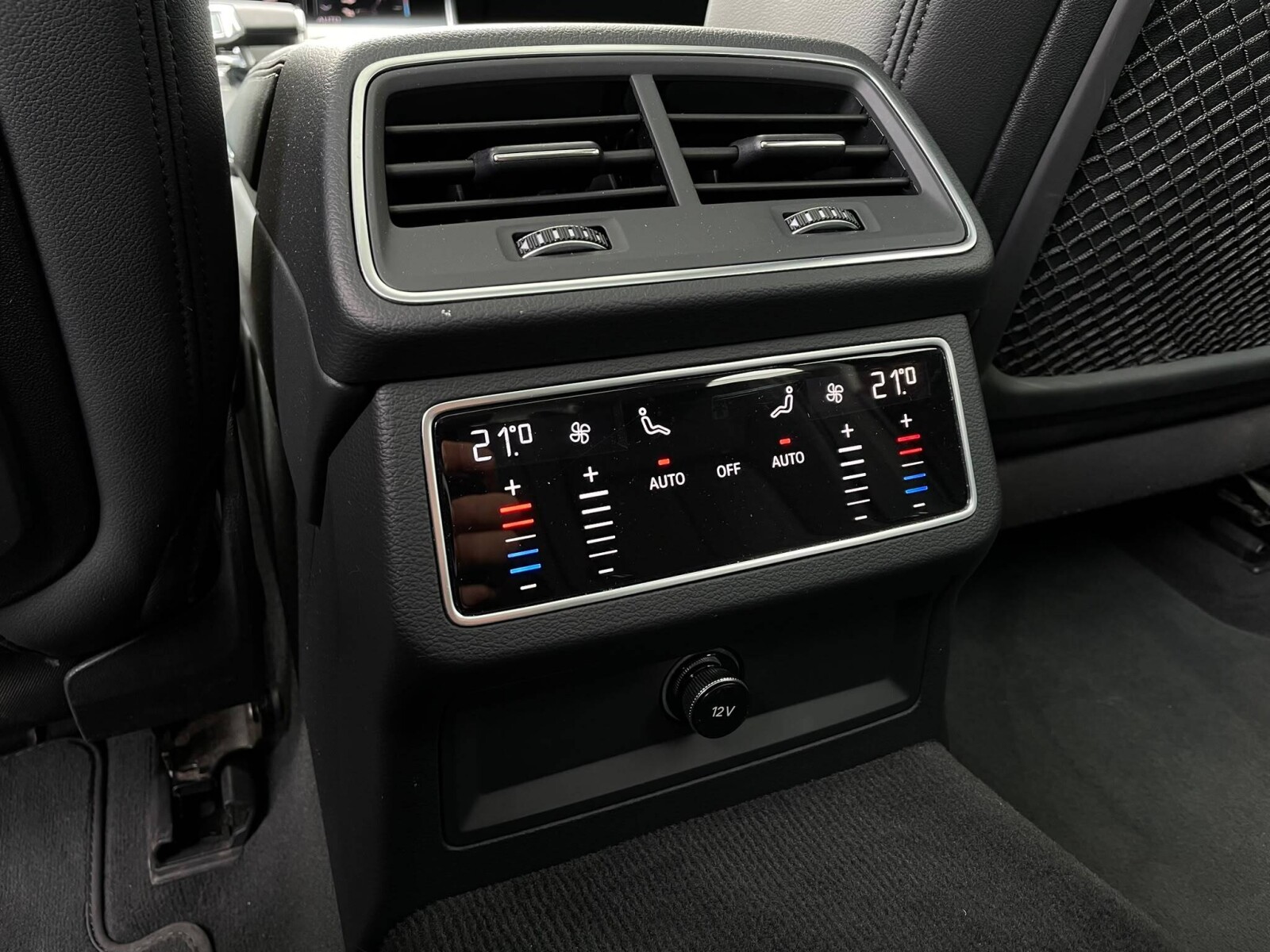 Audi A6 Avant - zdjęcie 14