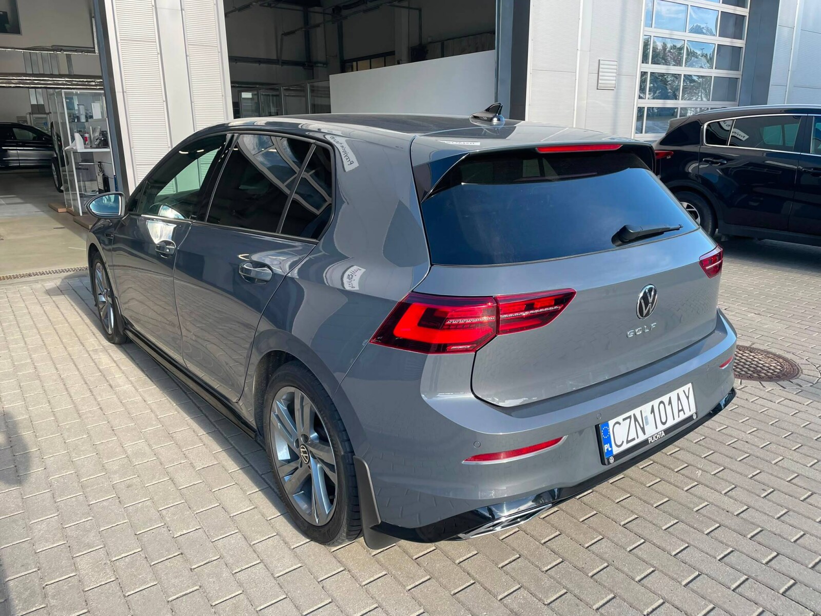 Volkswagen Golf - zdjęcie 10