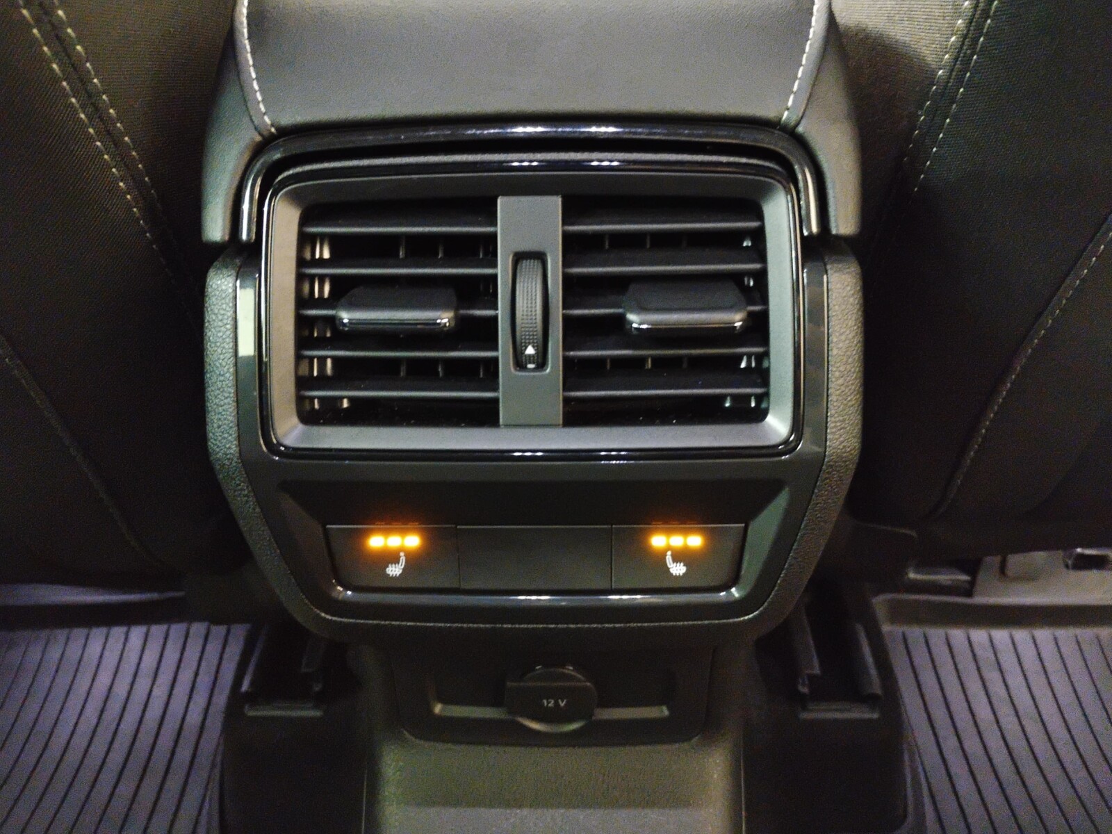 Škoda Karoq - zdjęcie 18