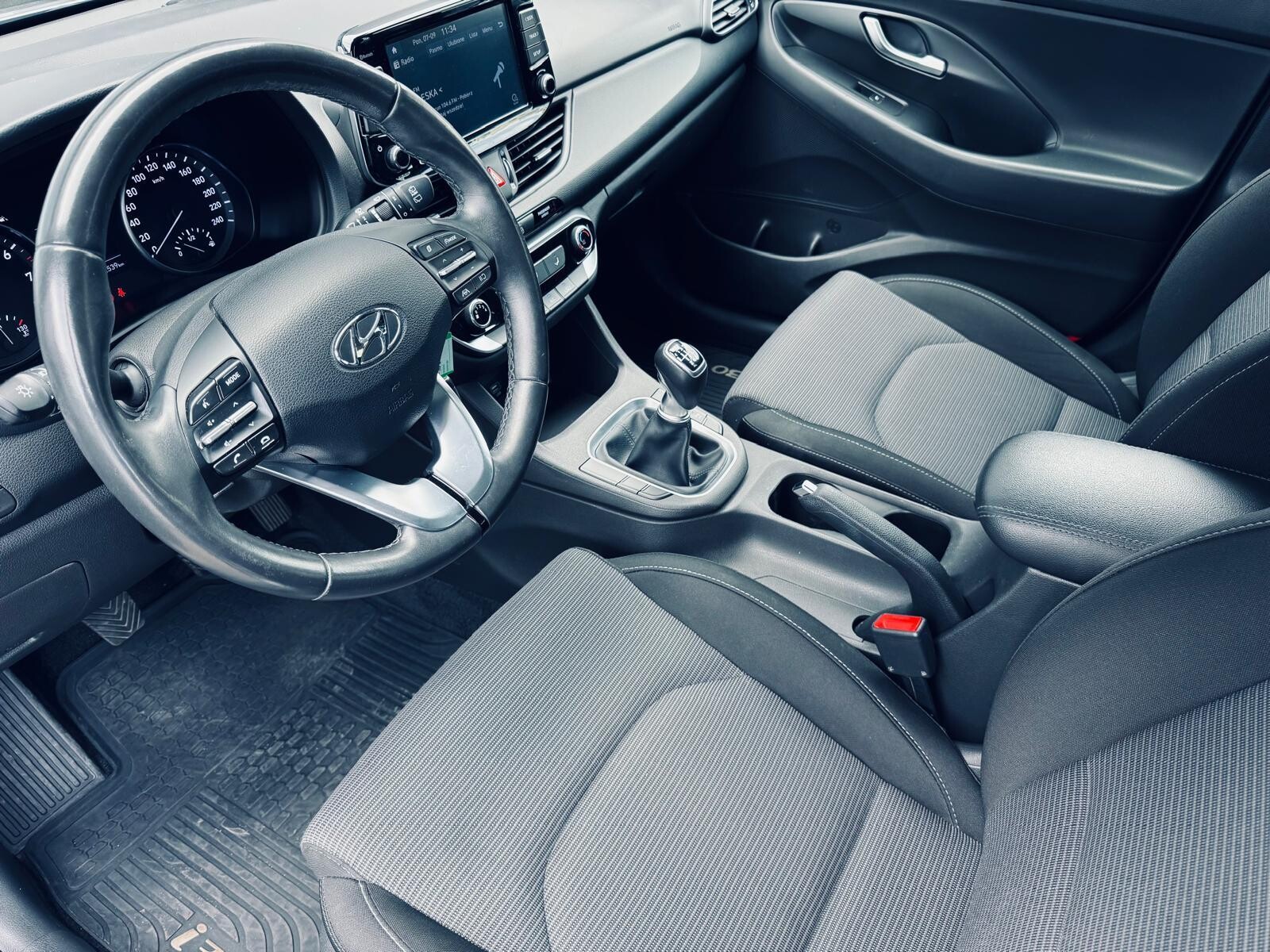 Hyundai i30 - zdjęcie 10